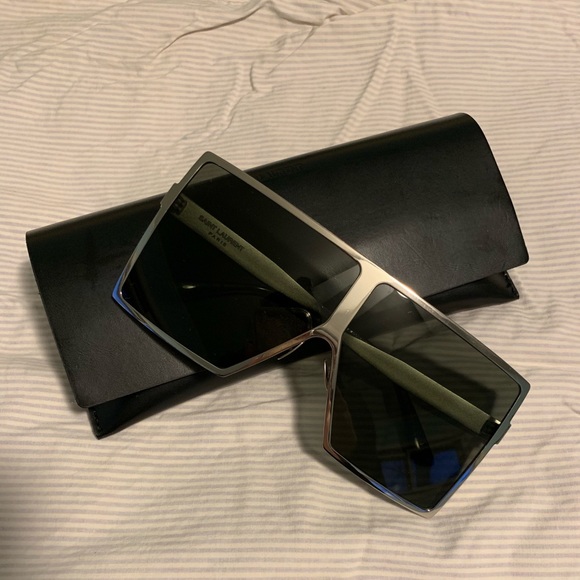 saint laurent betty sl 182